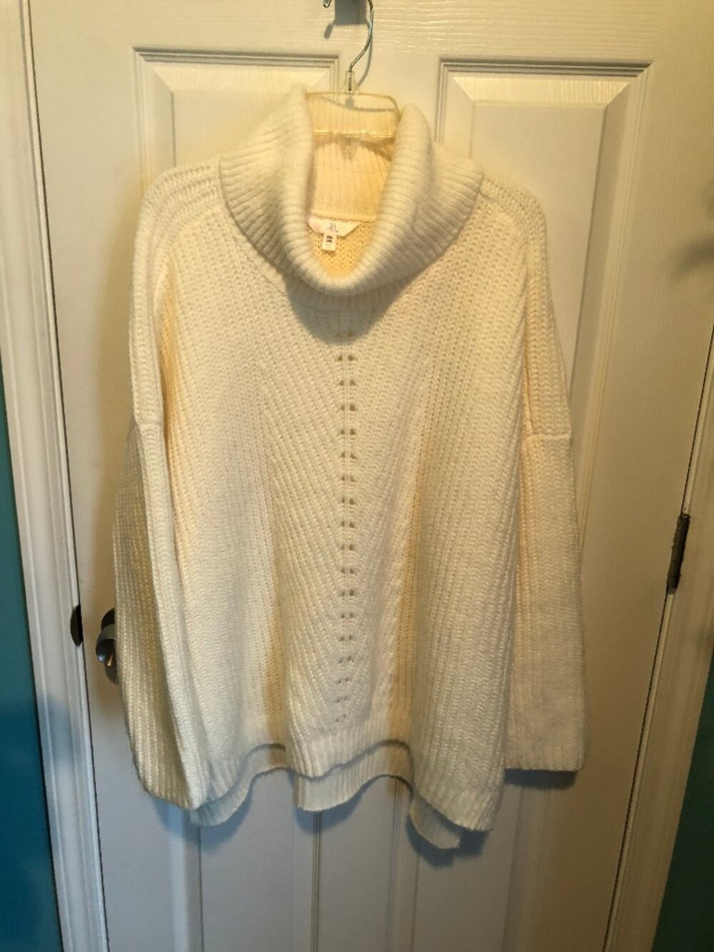 Time & Tru size XXL (20) cream color sweater